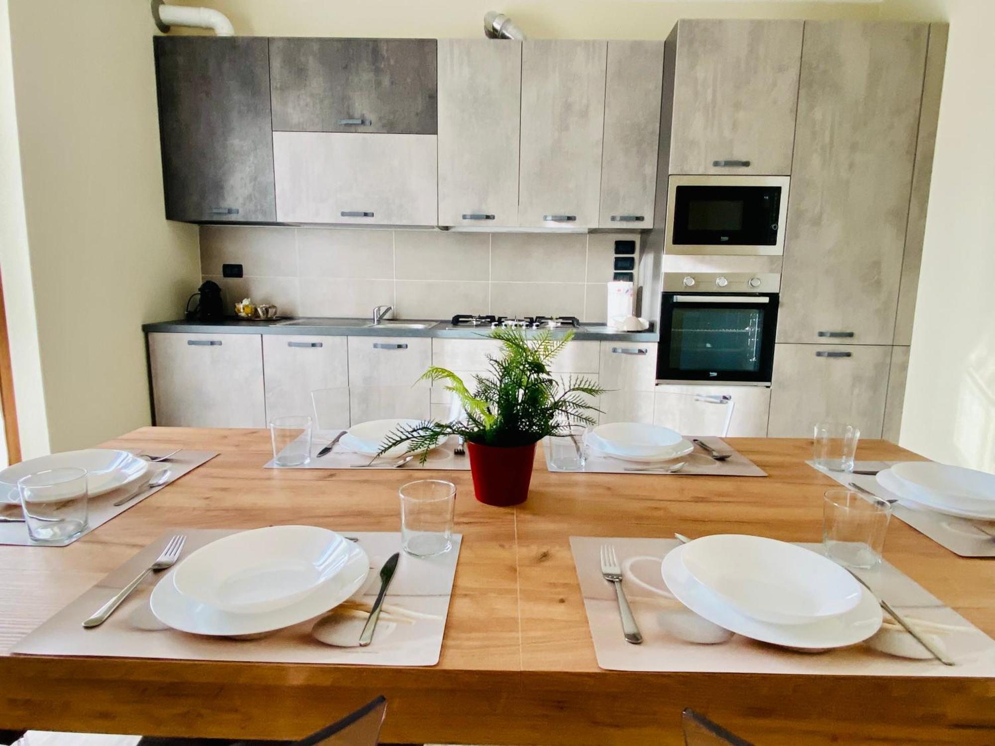 Elegante Appartamento Tre Amis - Doppio Garage & Free Wifi - Ac Centallo Extérieur photo