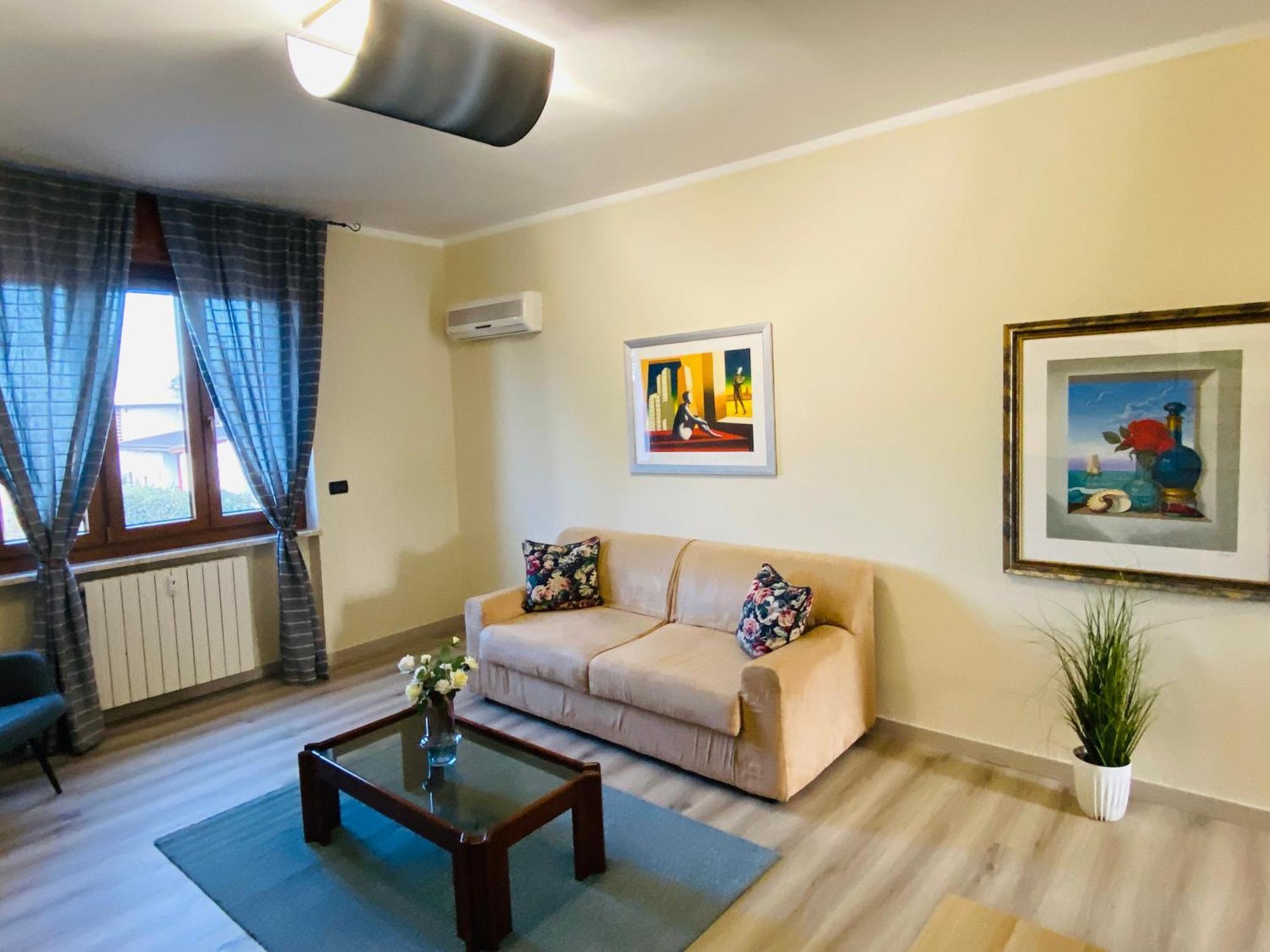 Elegante Appartamento Tre Amis - Doppio Garage & Free Wifi - Ac Centallo Extérieur photo